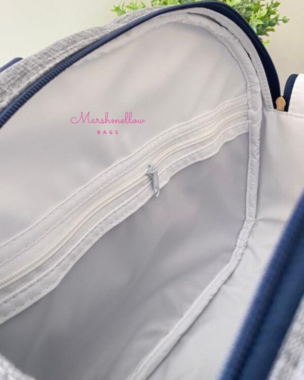 Bolsa Clássica G - Linho cinza + fita azul marinho - Imagem 6